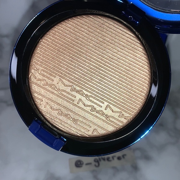 OH, DARLING Extra Dimension Skinfinish MAC Highlighter - Picture 7 of 17